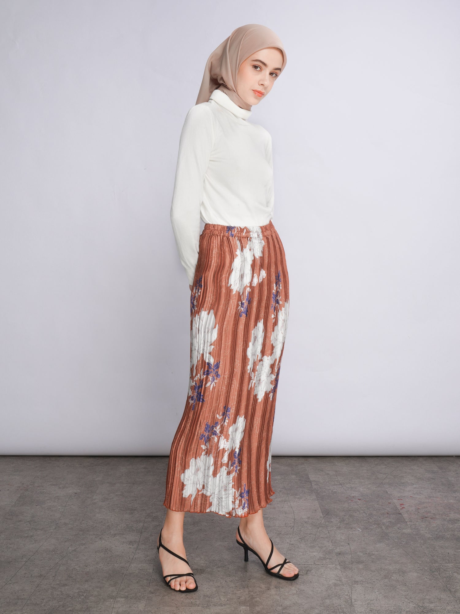 Nai Pleat Skirt Terracotta